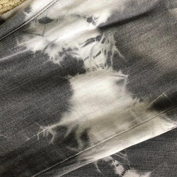 J BRAND LOW RISE PENCIL LEG TIE-DYE JEANS - Picture 3 of 6